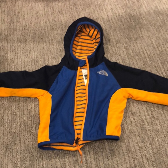 The North Face Other - Like new babe North Face jacket